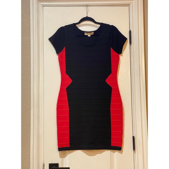 Pink Rose Black Red Knit Dress Size Large - Picture 6 of 6